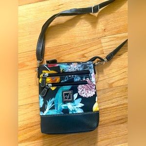 GUC multi-color floral crossbody bag